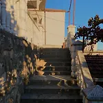 Хостел Small Hill Подгориця