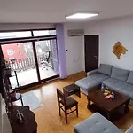 Small Hill Hostel