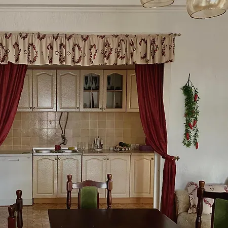 Small Hill * Подгорица