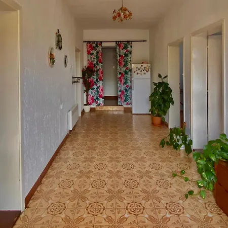 Хостел Small Hill *